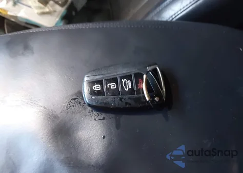 2016 Hyundai Azera Limited from USA, damaged, VIN KMHFH4JGXGA535133